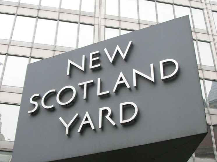 Image showing the New Scotland Yard sign outside the Metropolitan Police Service building New Scotland Yard
